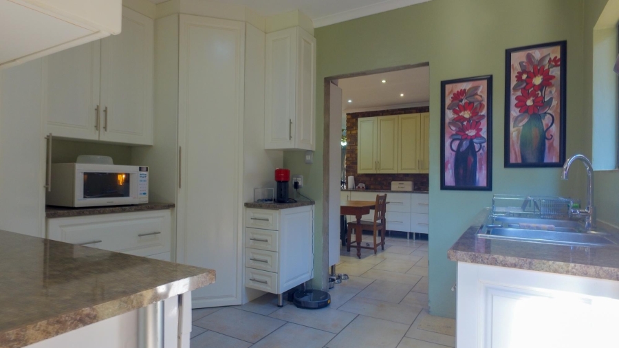 3 Bedroom Property for Sale in Bodorp North West
